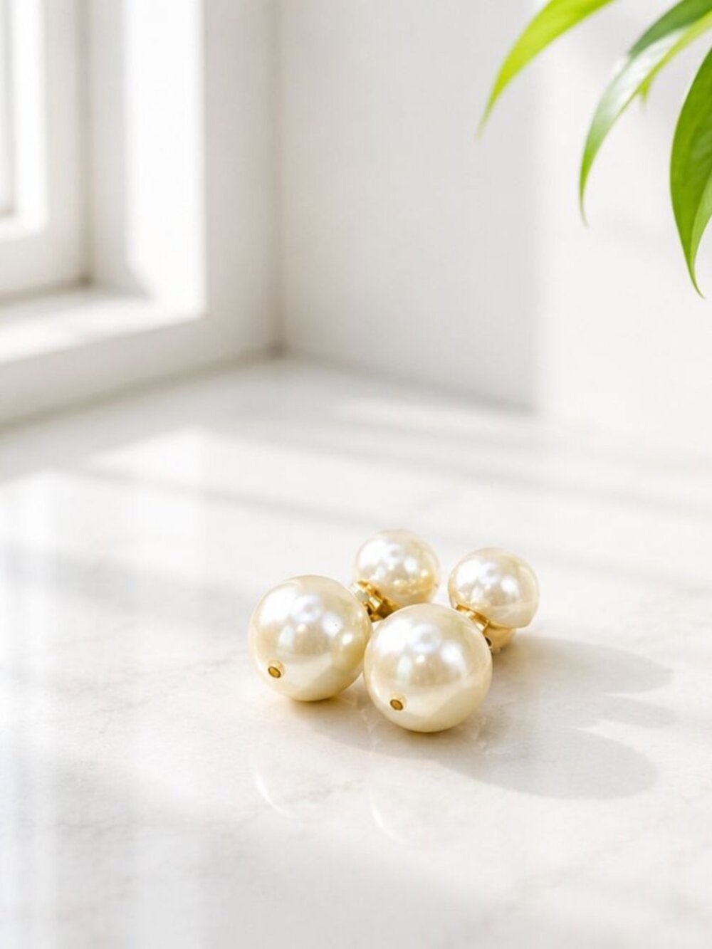 Vintage Faux Pearl Clip-On Earrings With Gold-Tone Accents Elegant Statement Jew